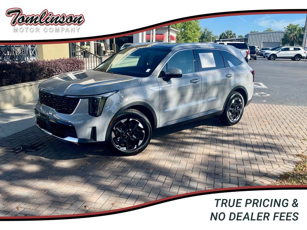 Used 2025 Kia Sorento S w/ Panoramic Sunroof Package