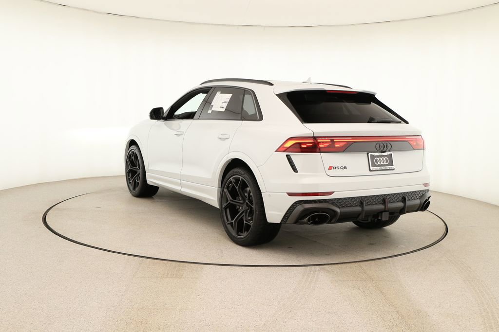 New 2026 Audi RS Q8 performance image 4