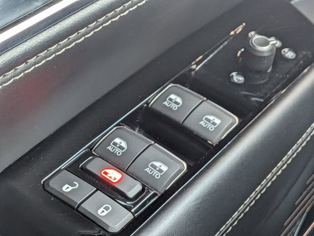 Used 2024 Jeep Grand Wagoneer L Series II w/ Quick Order Packagew 28T image 18