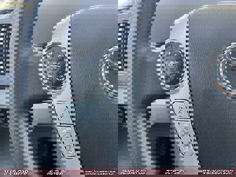 Used 2013 Toyota Prius Three FWD image 18