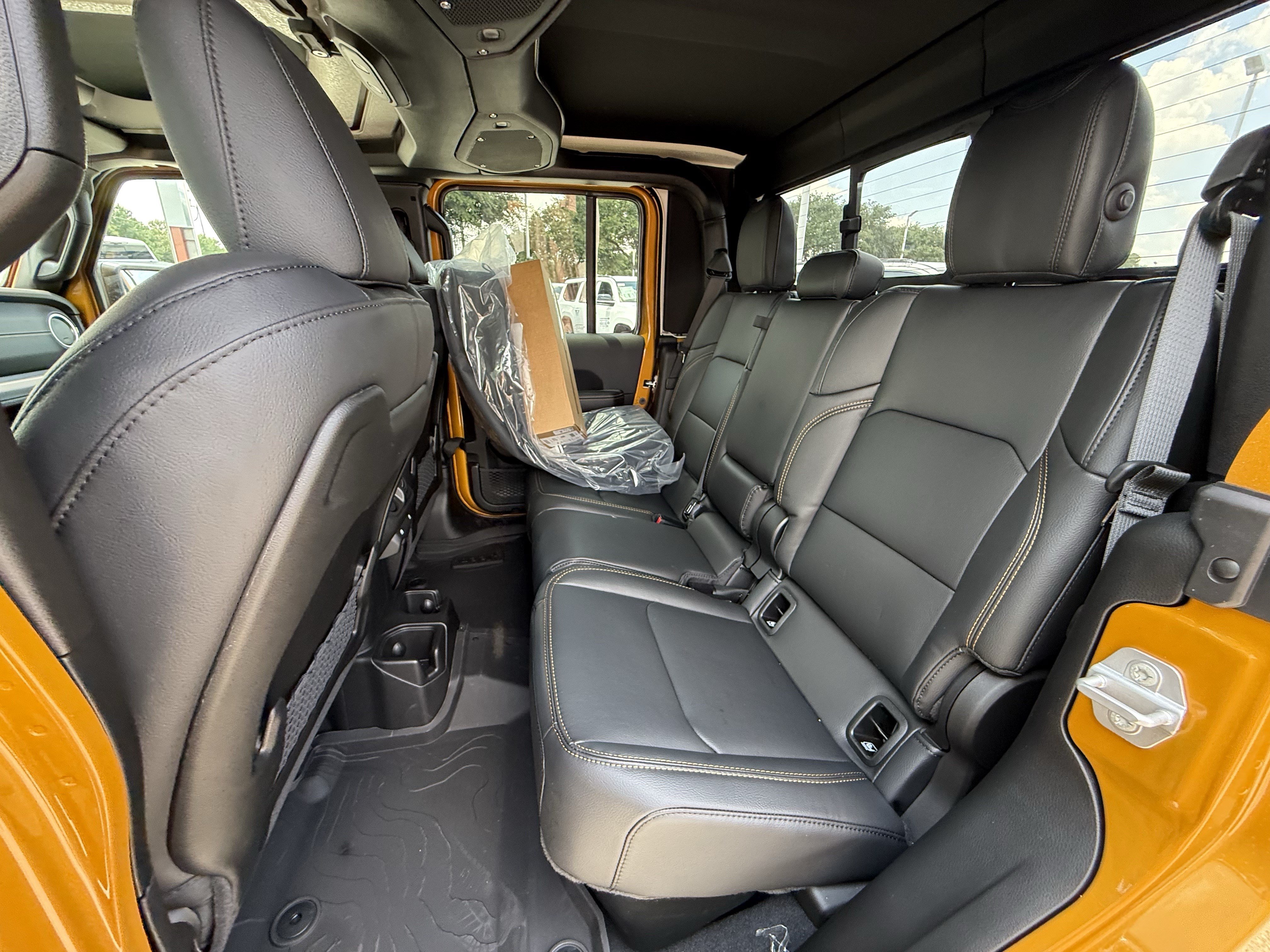 New 2026 Jeep Gladiator Sport AWD/4WD image 16