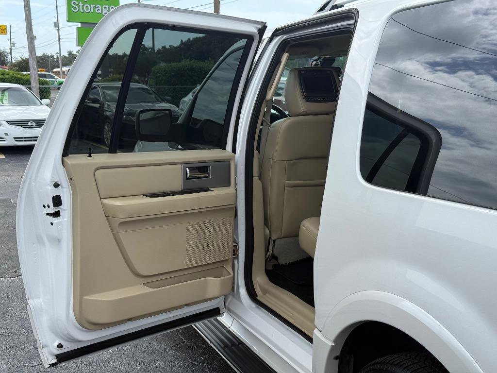 Used 2016 Ford Expedition EL Limited image 12