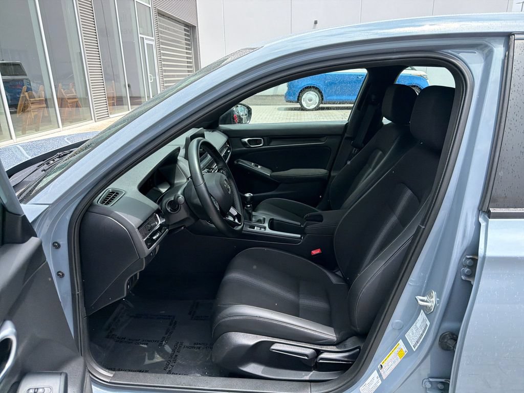 Used 2023 Honda Civic Sport image 9