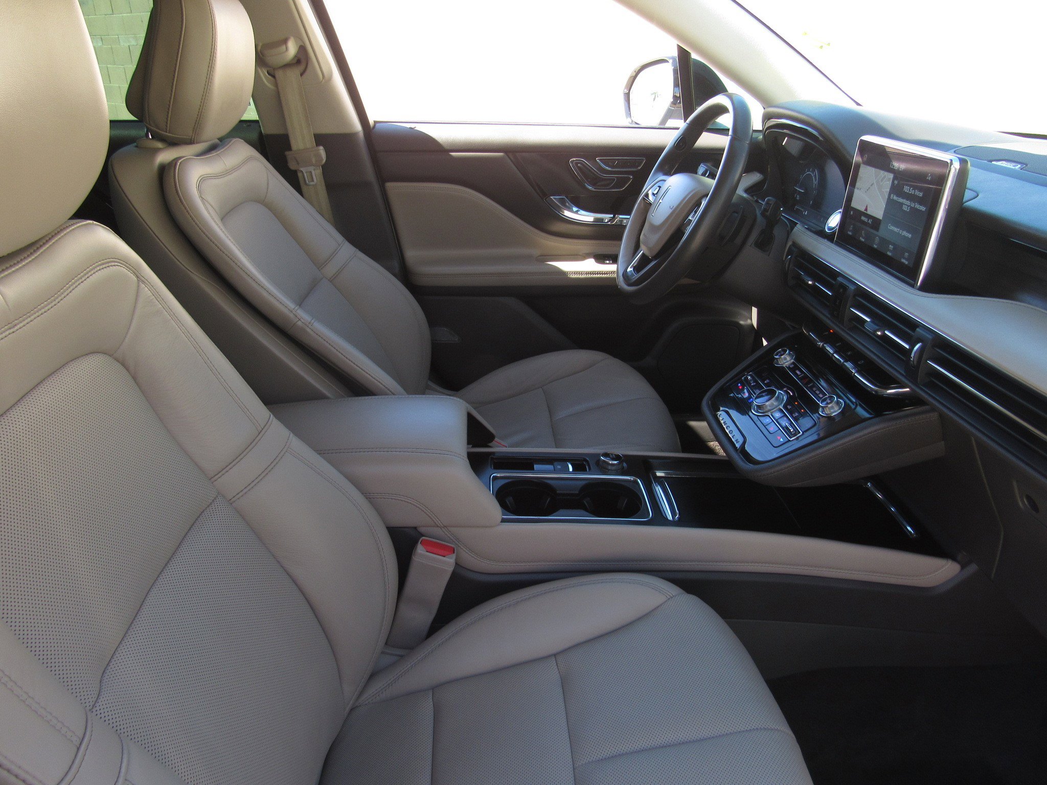 Used 2020 Lincoln Corsair Reserve image 9