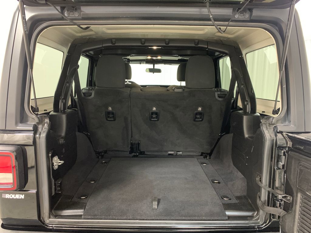 Used 2019 Jeep Wrangler Unlimited Sport S image 17