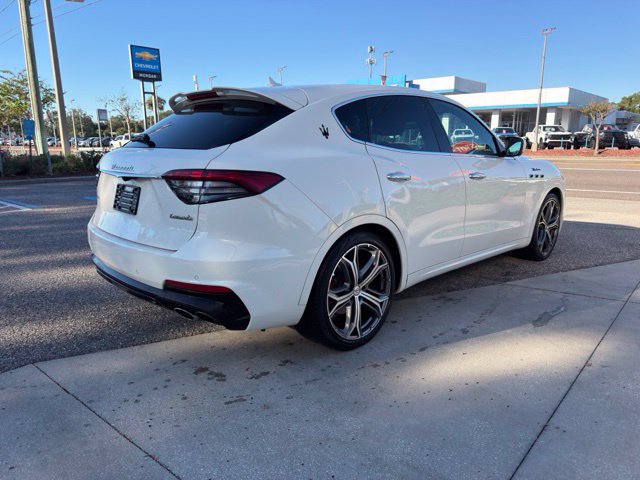 Used 2023 Maserati Levante Modena AWD/4WD image 4