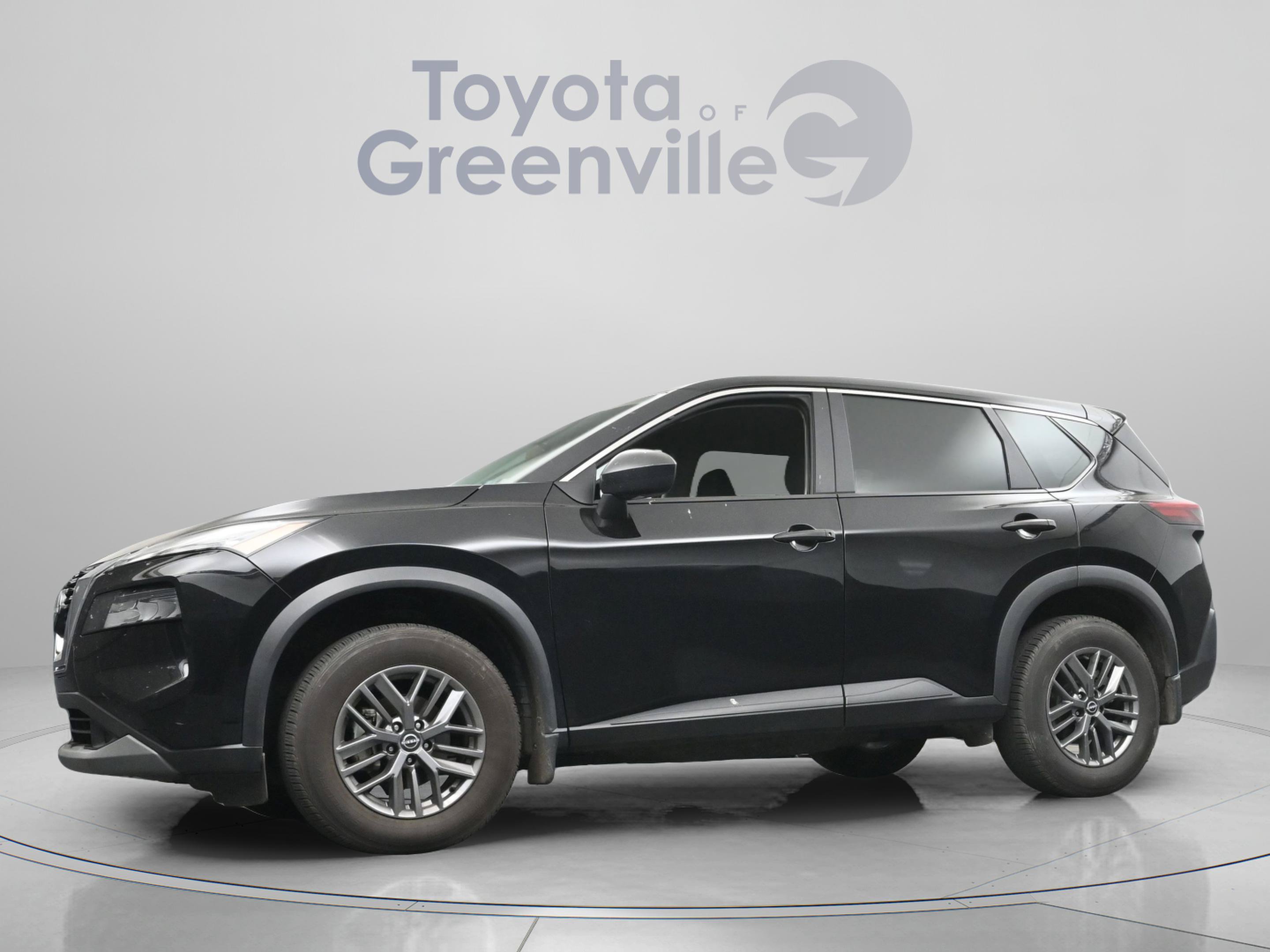 Used 2023 Nissan Rogue S AWD/4WD image 4