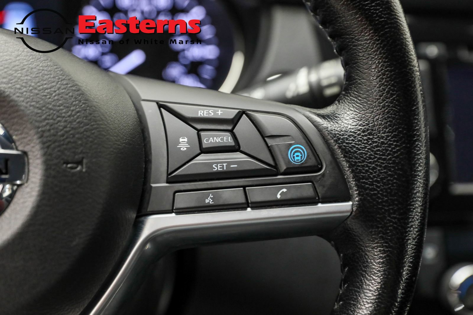 Used 2022 Nissan Rogue Sport SV w/ Technology Package image 16