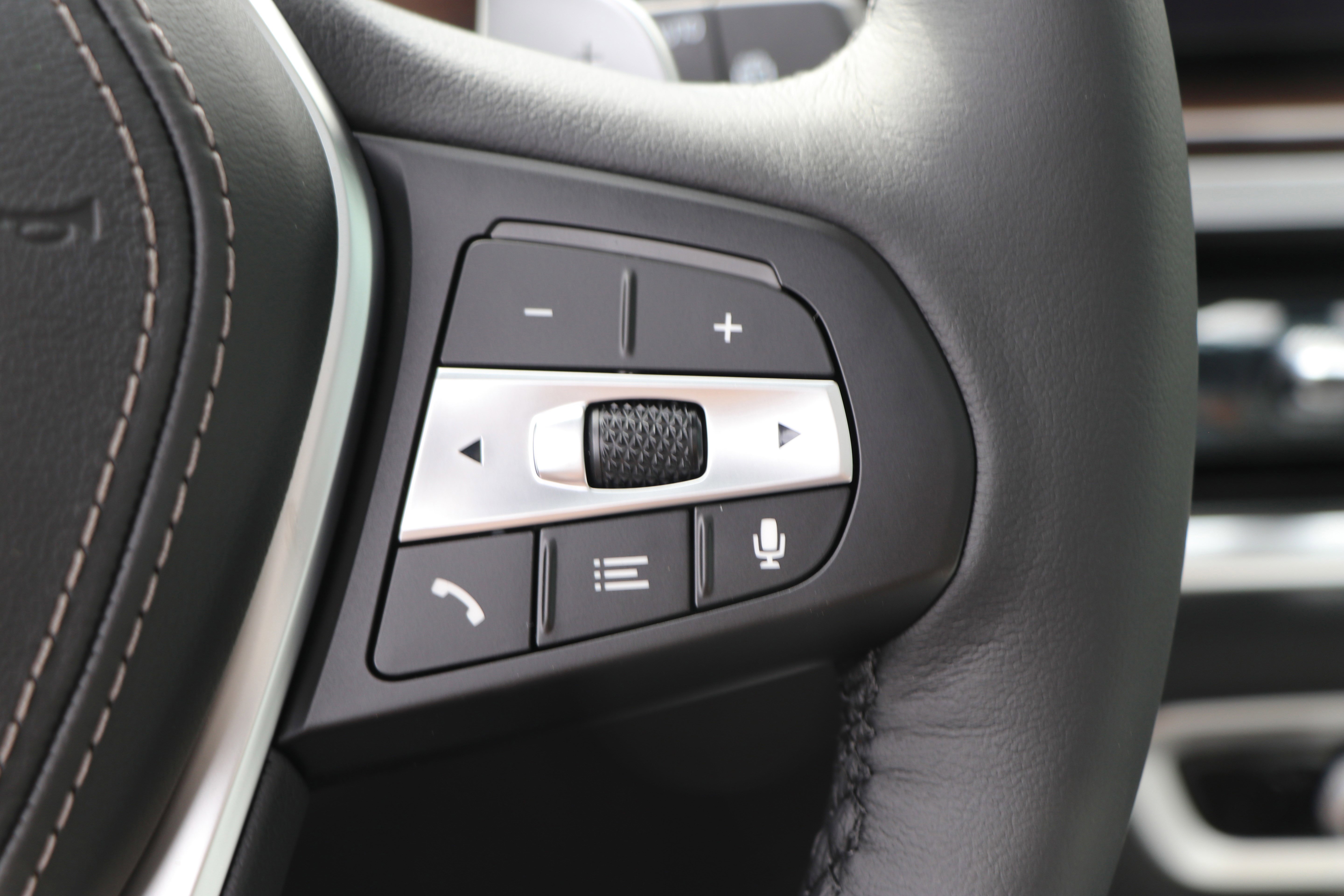 Certified 2026 BMW X5 sDrive40i image 19