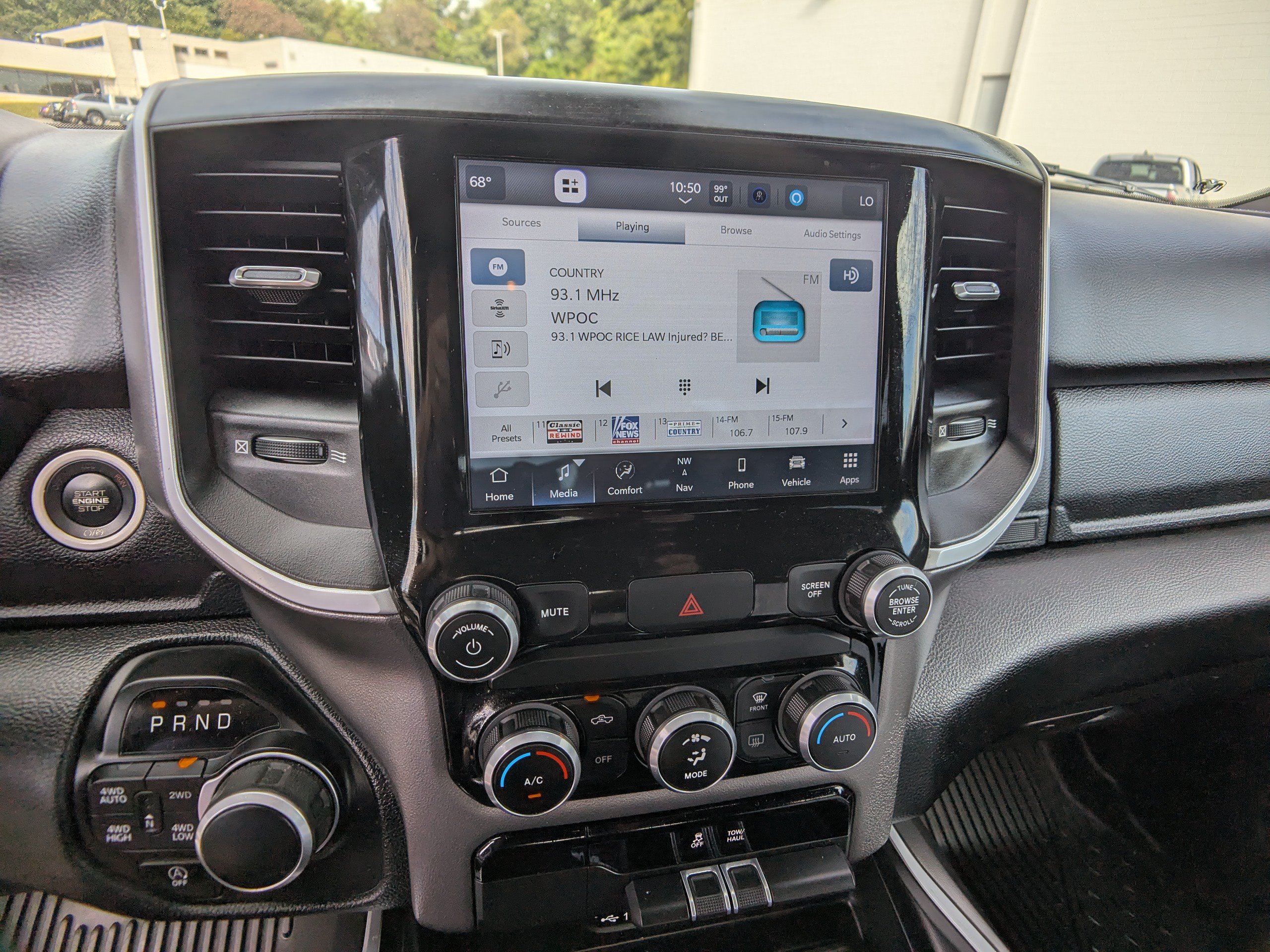 Used 2022 RAM 1500 Big Horn AWD/4WD image 19