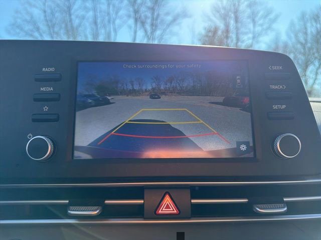 Certified 2023 Hyundai Elantra SEL image 24