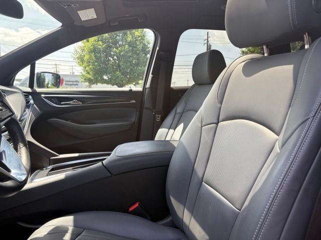 Used 2024 Buick Enclave Essence w/ Experience Buick Package AWD/4WD image 30