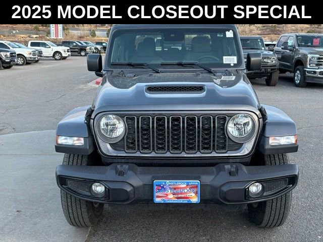 New 2025 Jeep Gladiator Sport AWD/4WD image 8