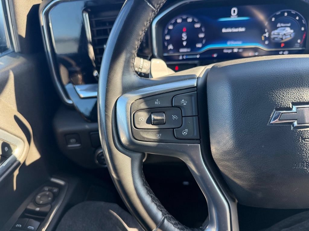 Used 2023 Chevrolet Silverado 1500 RST RWD image 7