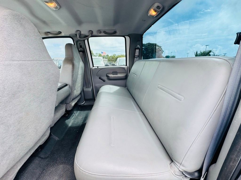Used 2004 Ford F350 XL image 10