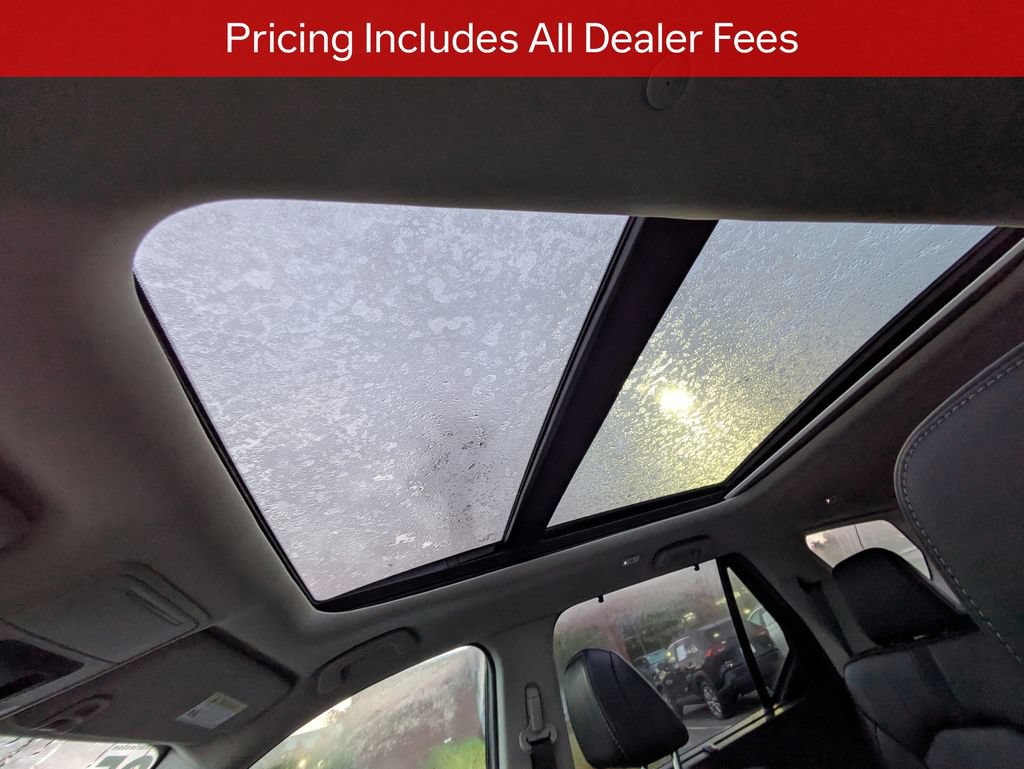 Used 2025 Honda Pilot Touring image 21