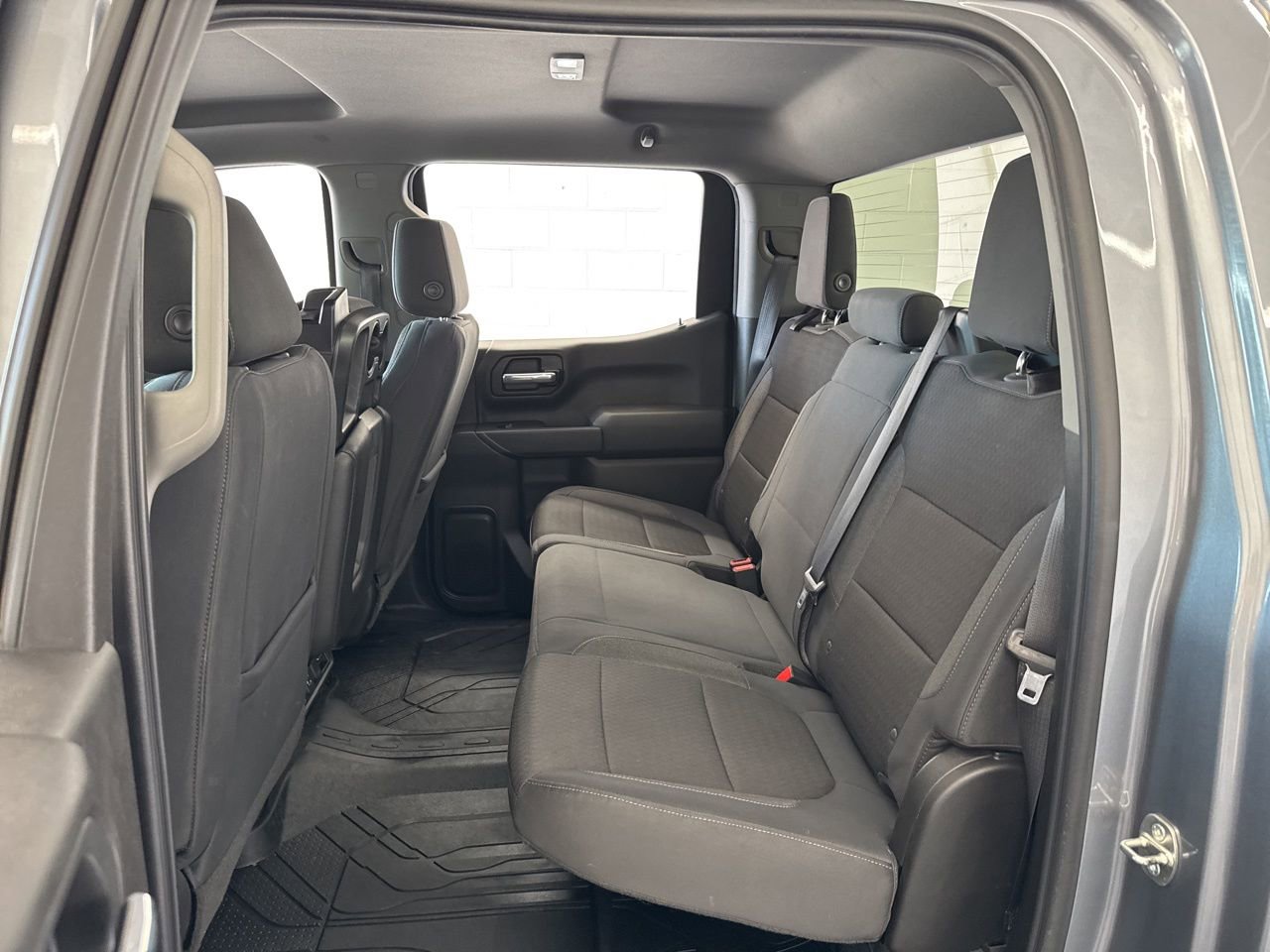 Used 2019 Chevrolet Silverado 1500 LT w/ All-Star Edition image 35