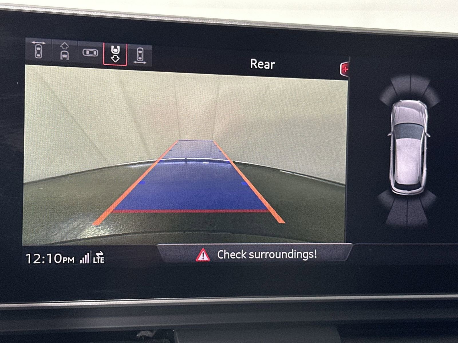 Used 2018 Audi SQ5 Prestige w/ Prestige Package image 21