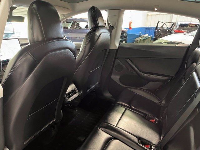 Used 2021 Tesla Model Y Long Range AWD/4WD image 19