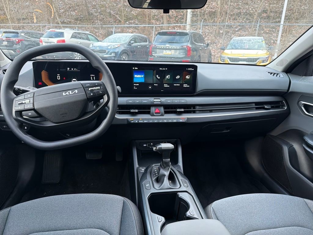 Certified 2025 Kia K4 LXS image 15