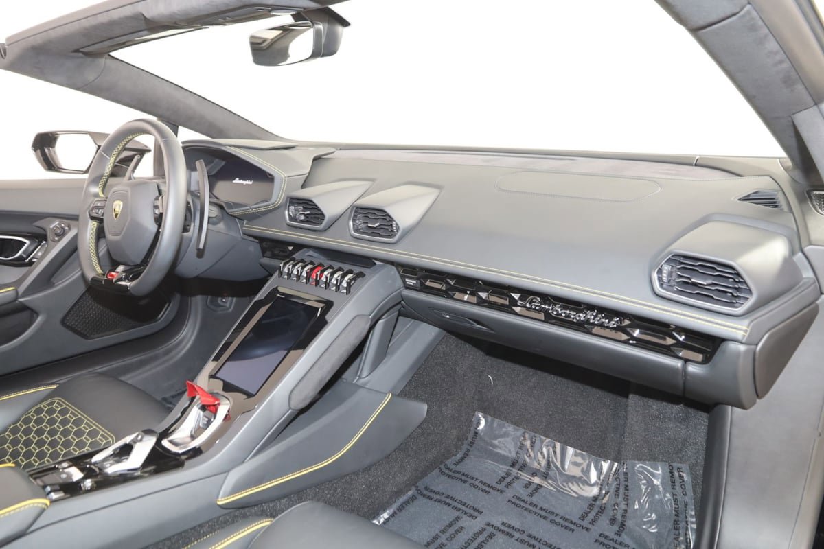 Used 2023 Lamborghini Huracan EVO image 78