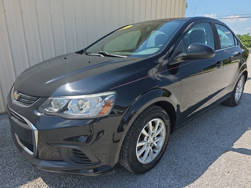 Used 2018 Chevrolet Sonic LT FWD image 11