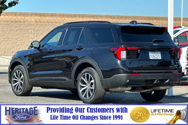 Used 2025 Ford Explorer ST-Line AWD/4WD image 6