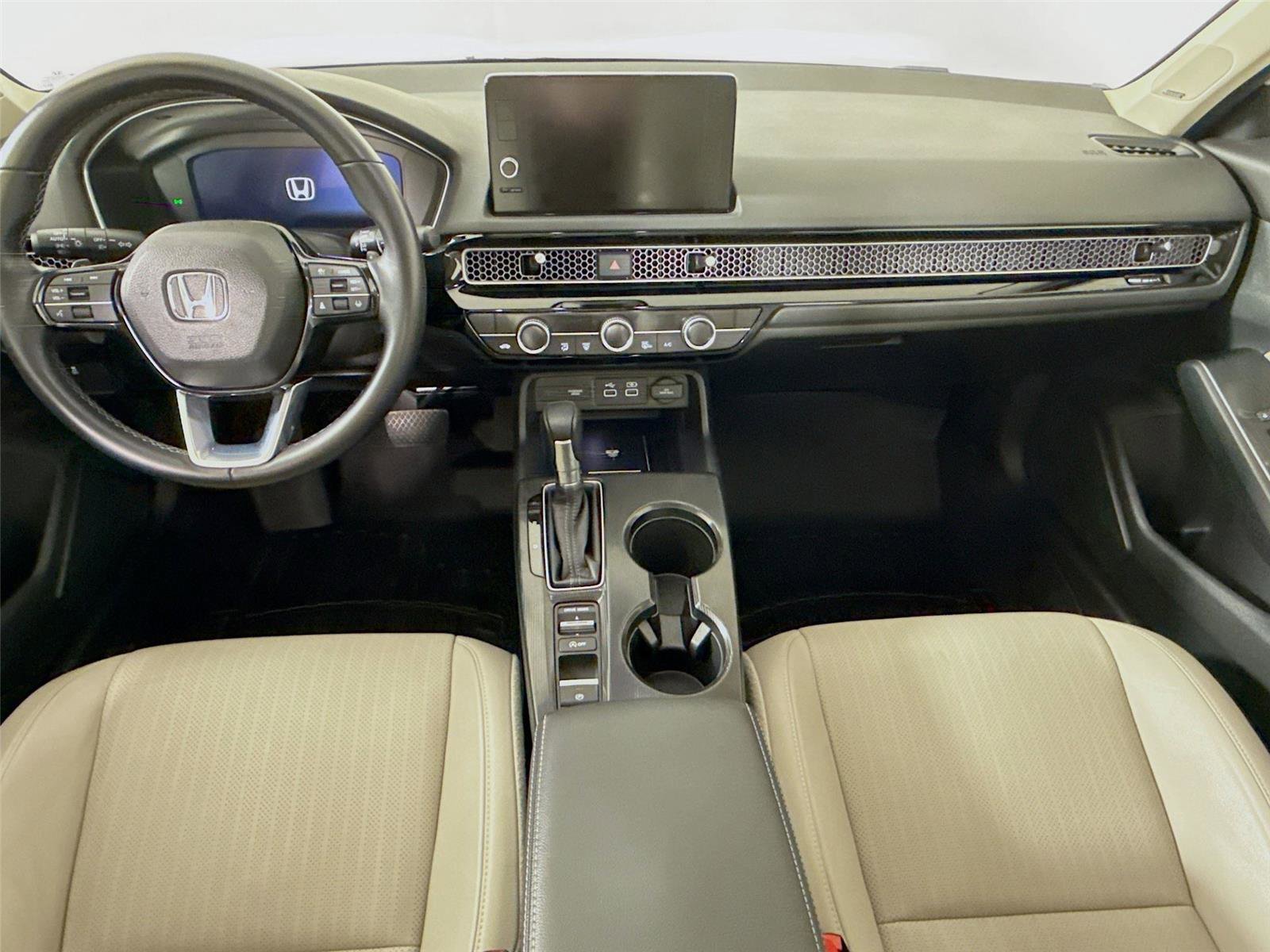 Used 2023 Honda Civic Touring image 32