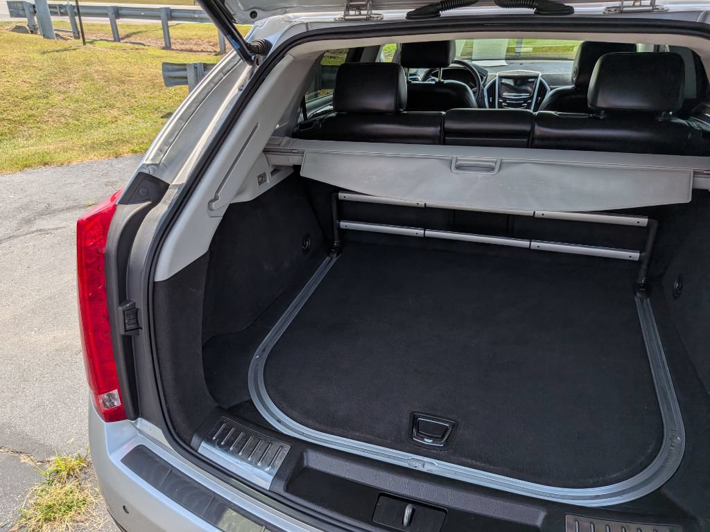Used 2013 Cadillac SRX Luxury FWD image 9