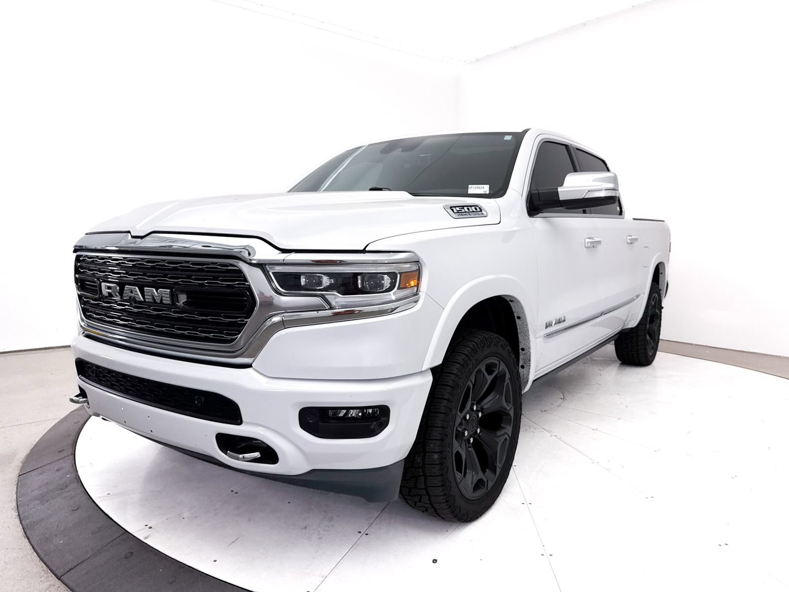Used 2021 RAM 1500 Limited AWD/4WD image 16