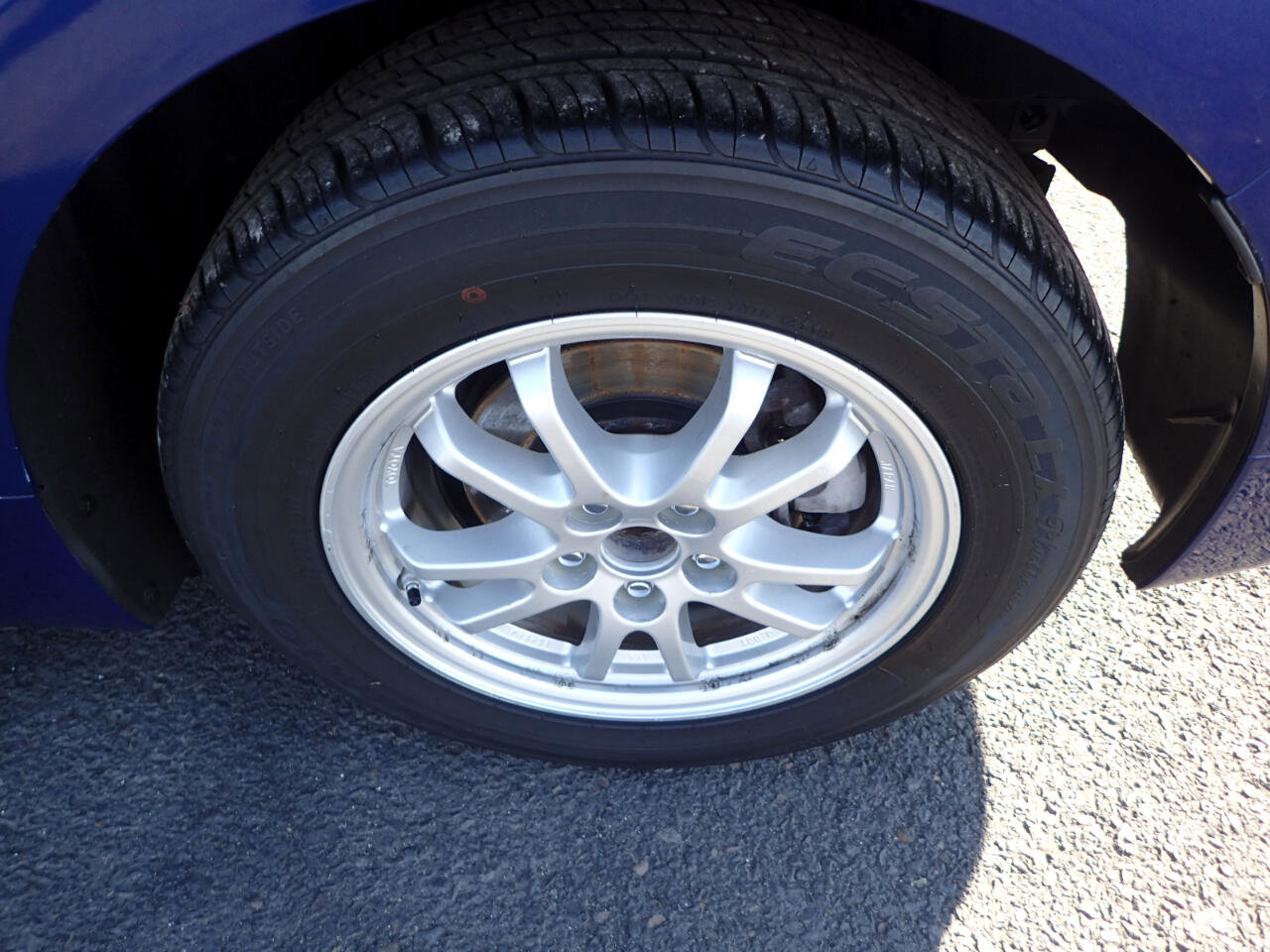 Used 2016 Toyota Prius Four image 25