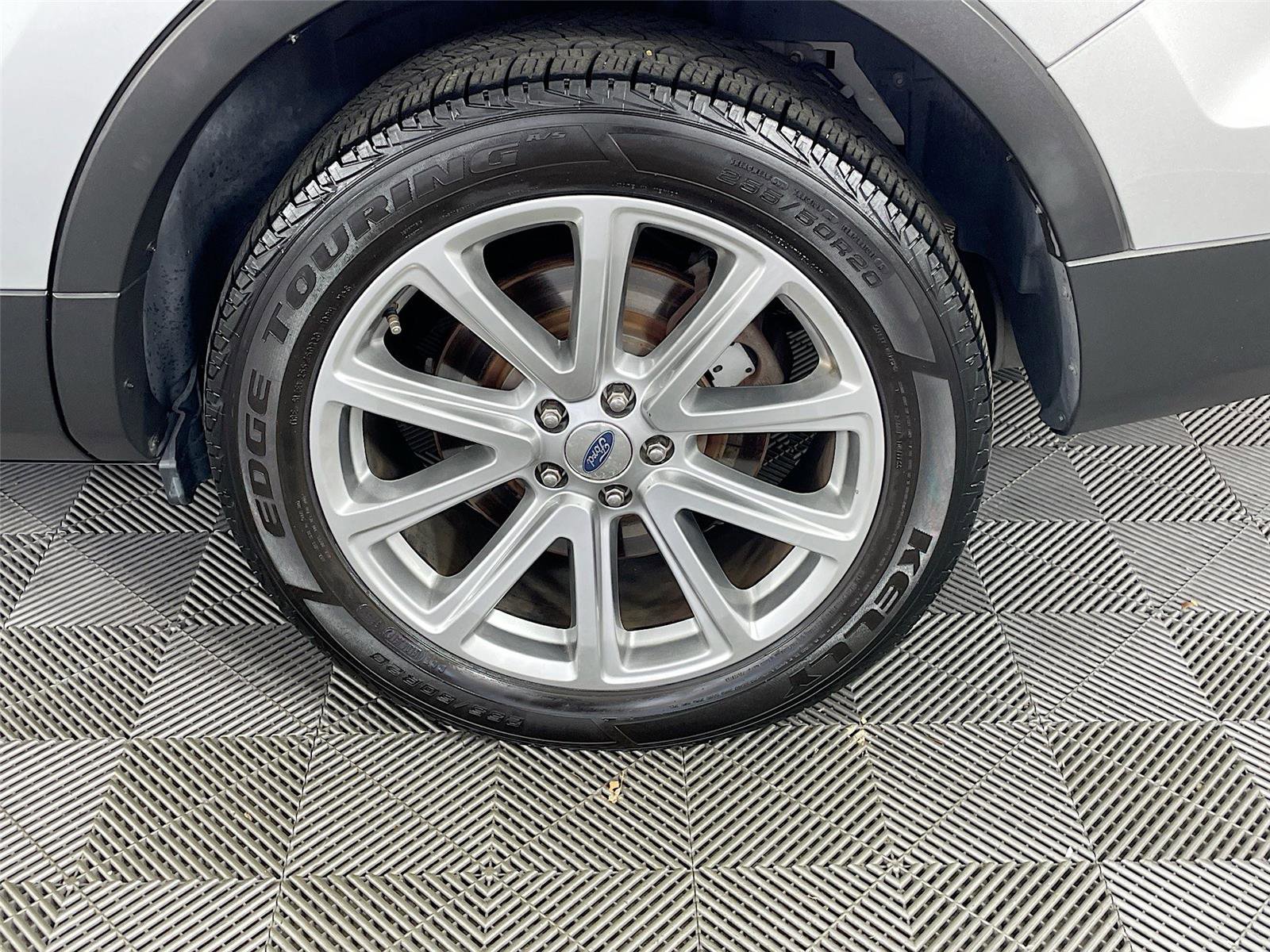 Used 2016 Ford Explorer Limited image 35