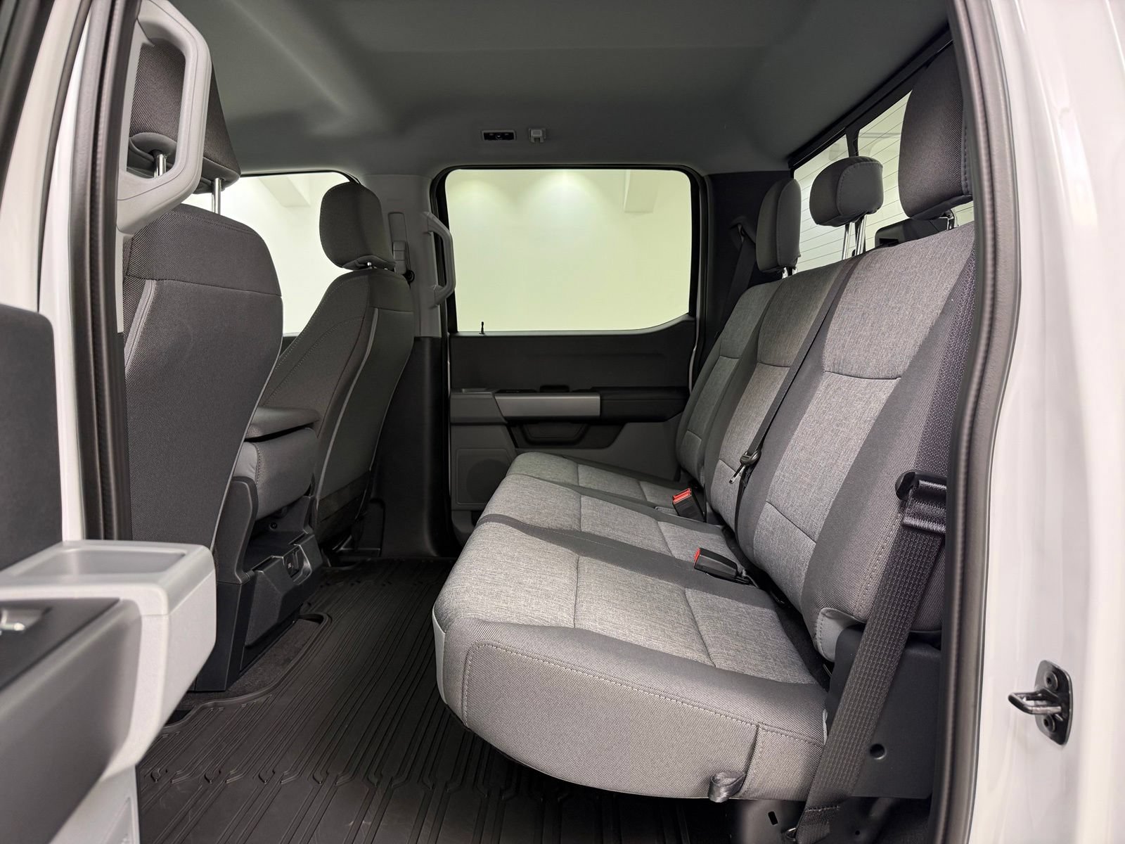 New 2026 Ford F250 XL w/ STX Appearance Package AWD/4WD image 20