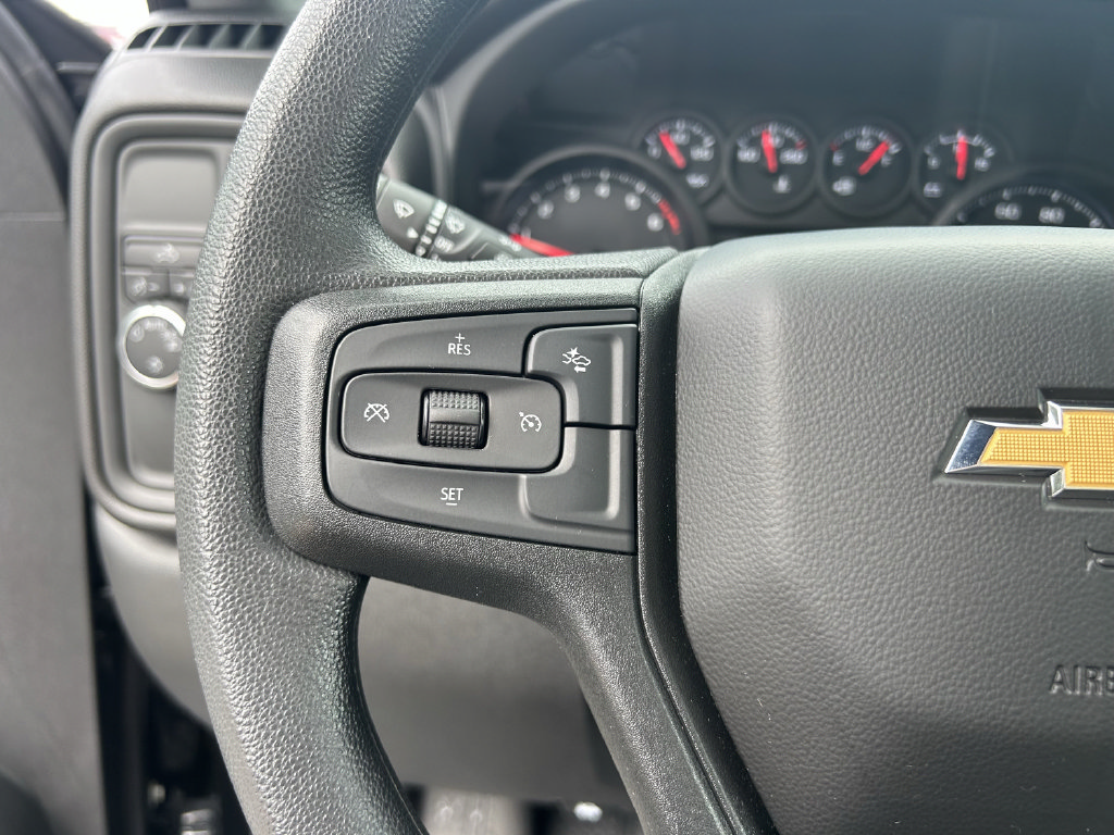 Used 2026 Chevrolet Silverado 1500 Custom RWD image 29