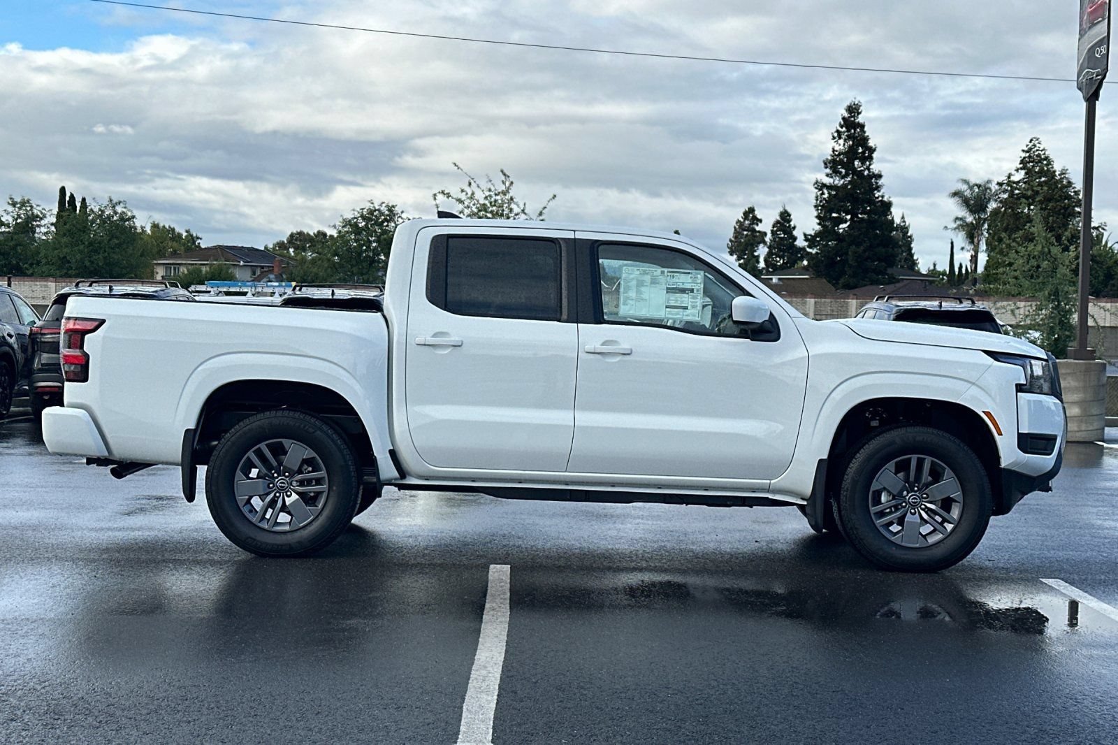 New 2026 Nissan Frontier SV w/ All-Weather Content Package AWD/4WD image 3