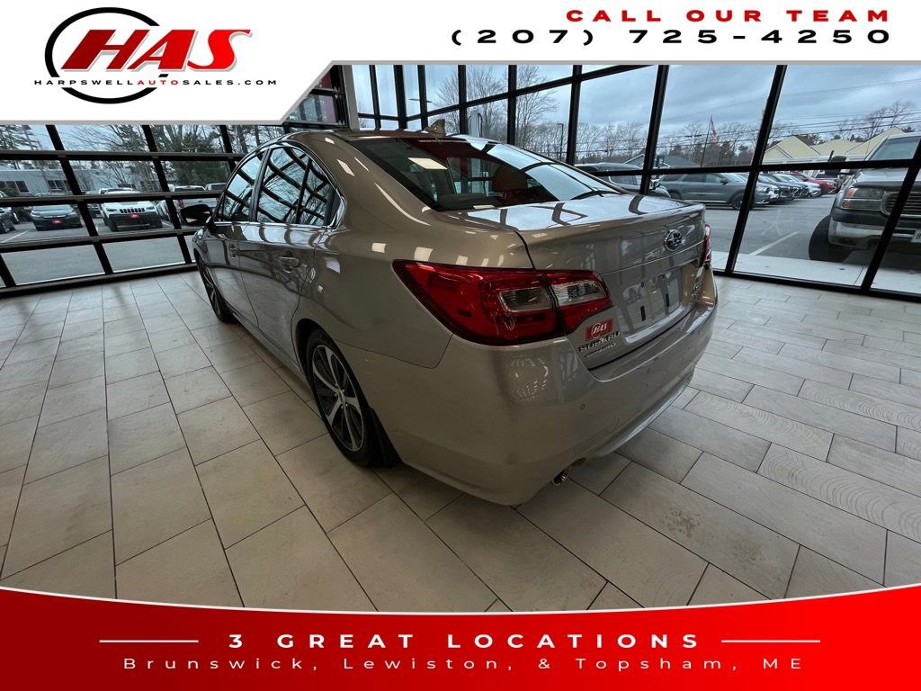 Used 2017 Subaru Legacy 3.6R Limited AWD/4WD image 3