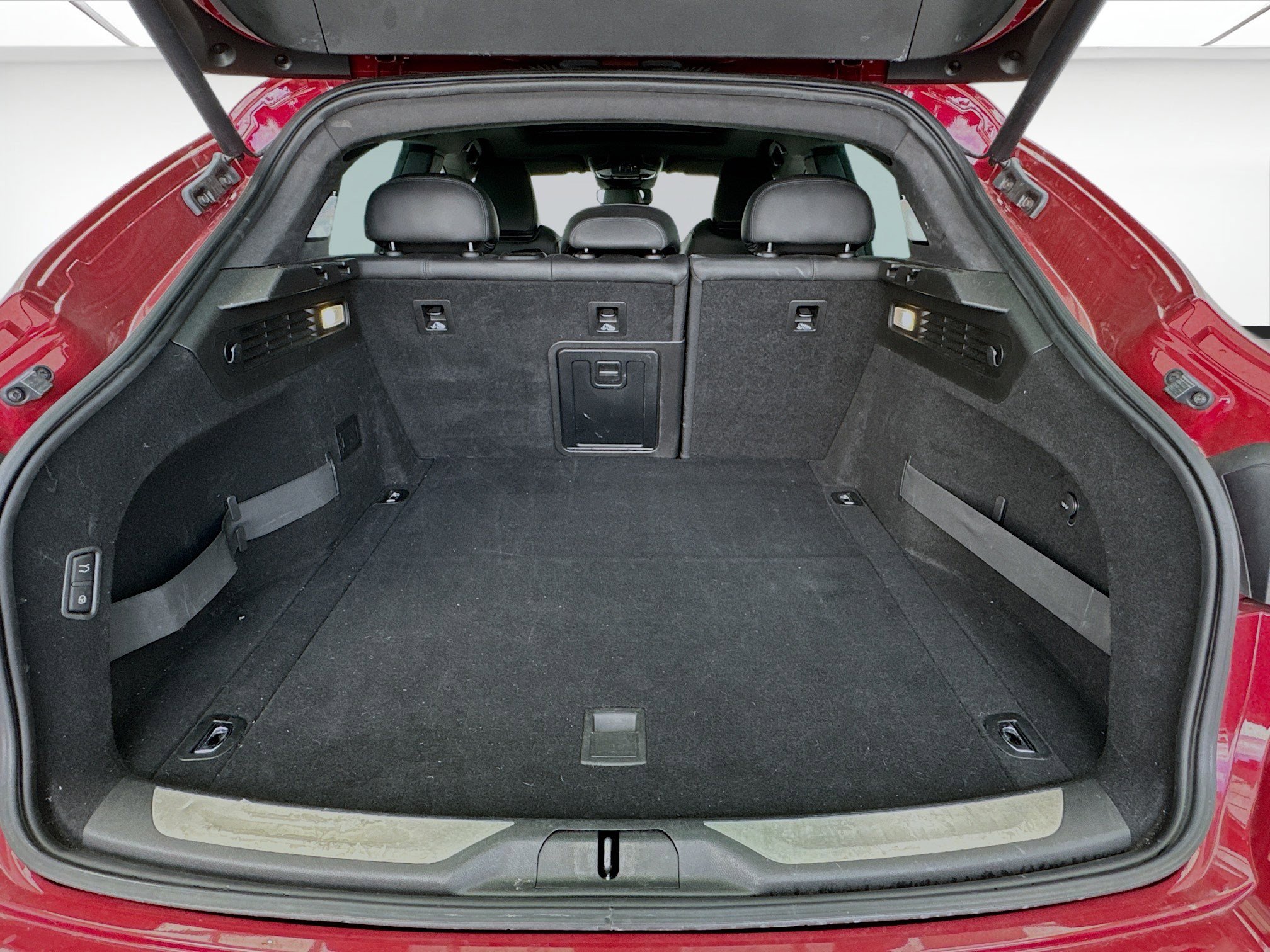 Used 2020 Maserati Levante GranSport image 18