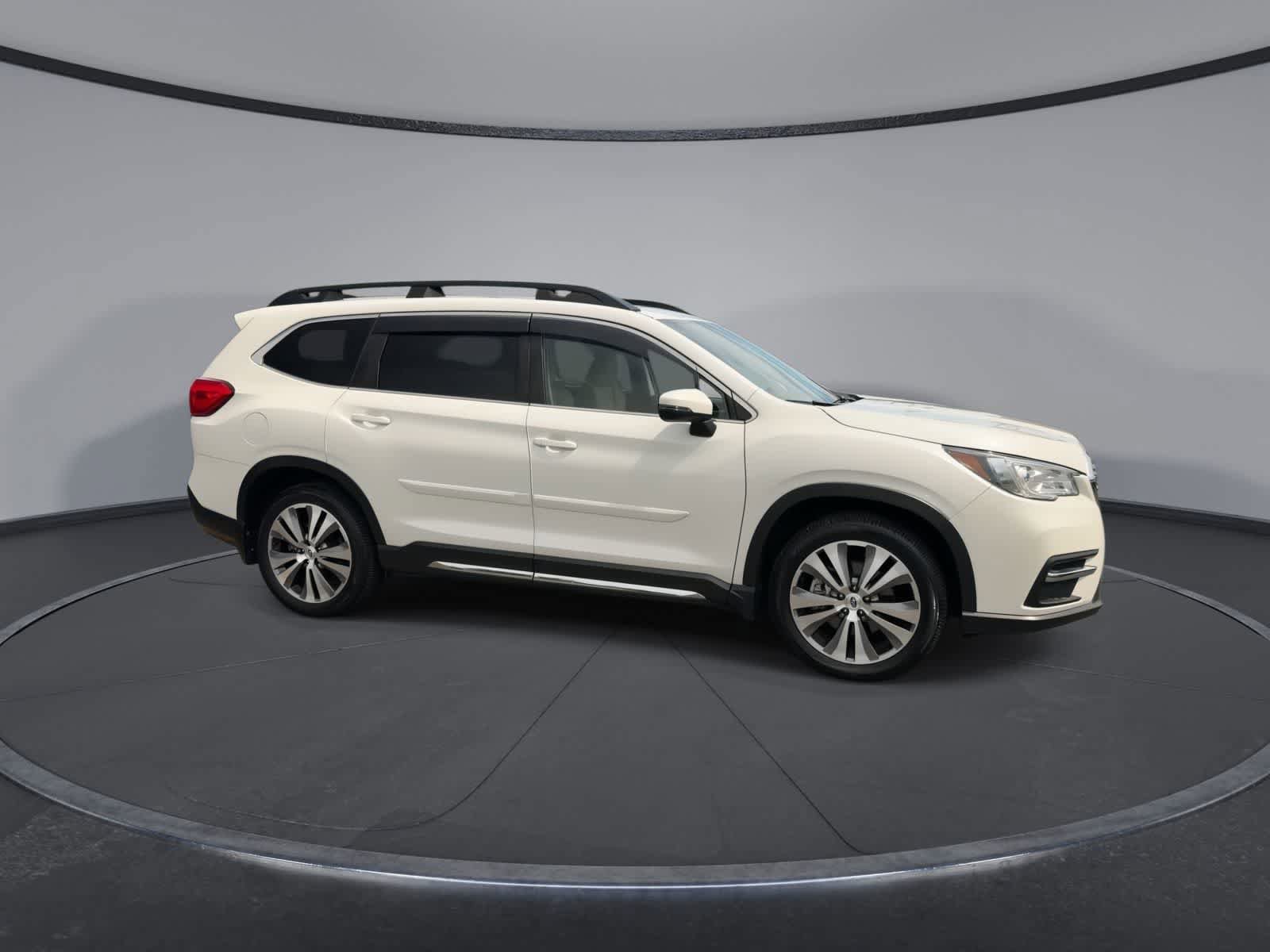 Certified 2022 Subaru Ascent Limited w/ Technology Package AWD/4WD image 9