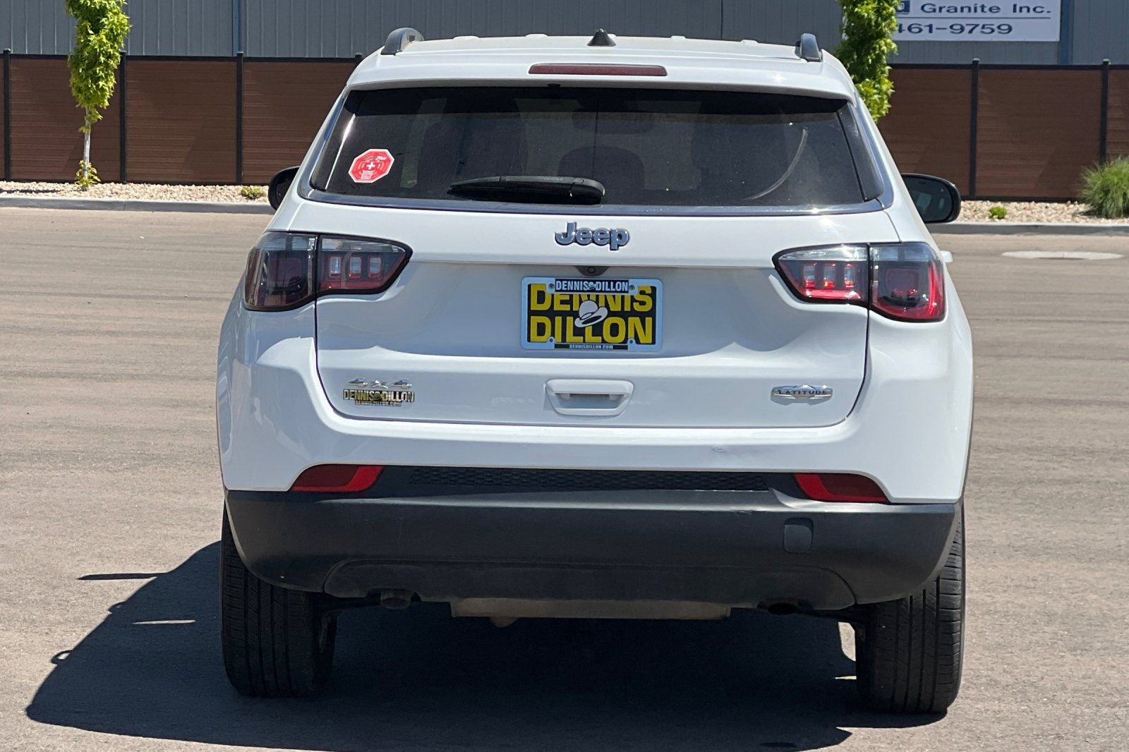 Used 2024 Jeep Compass Latitude AWD/4WD image 5