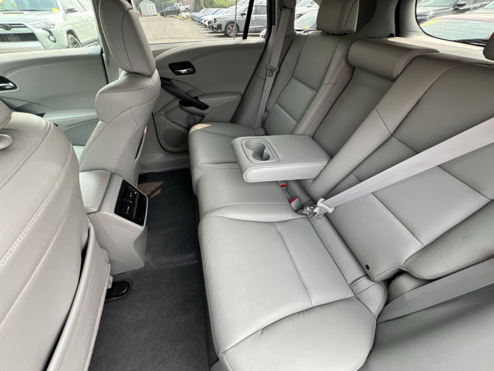 Used 2017 Acura RDX FWD image 5