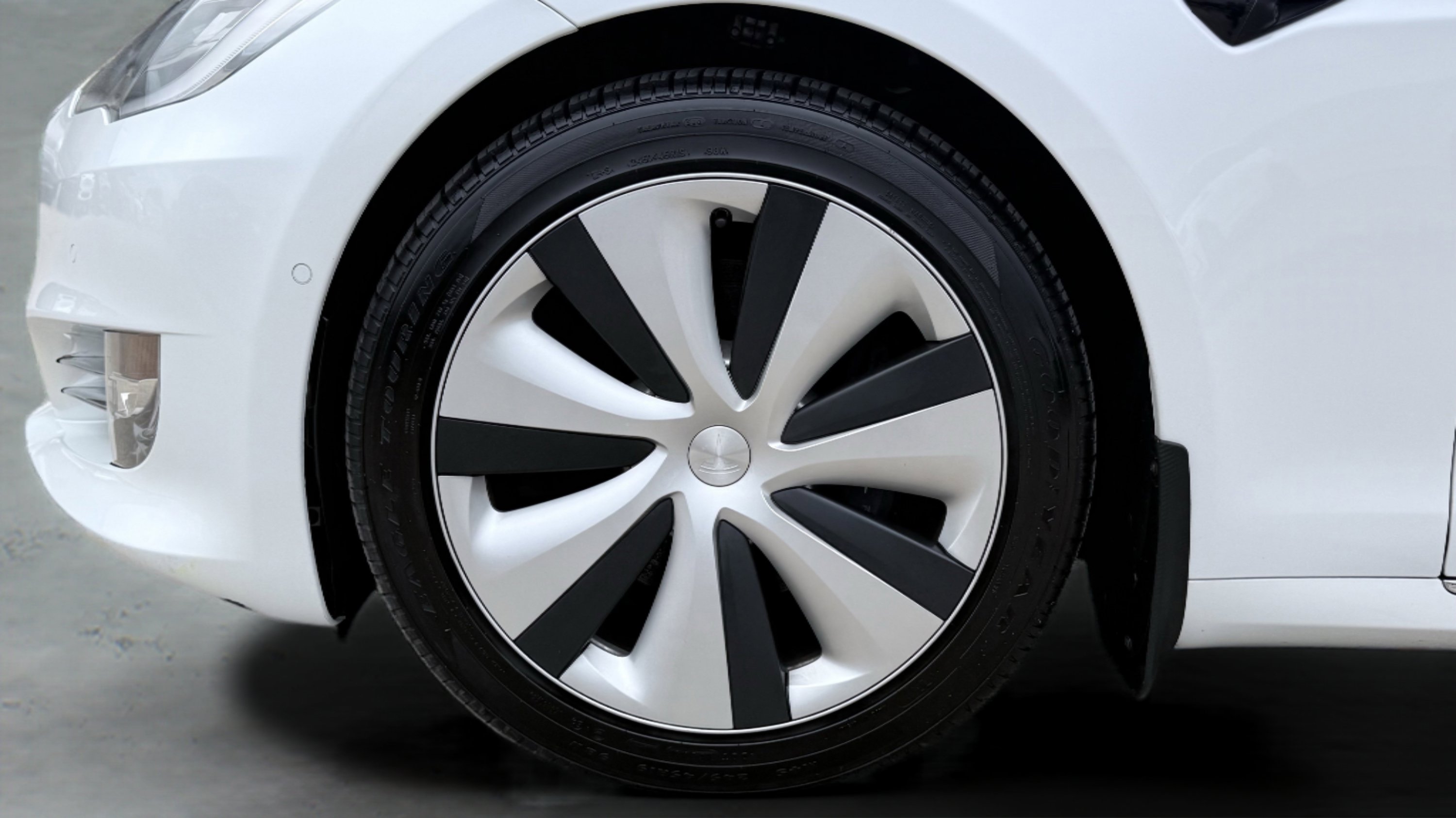 Used 2021 Tesla Model S Long Range Plus image 23