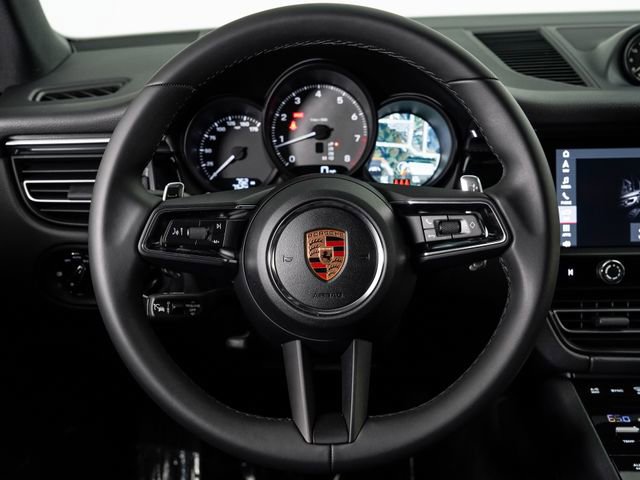 Certified 2026 Porsche Macan S AWD/4WD image 13