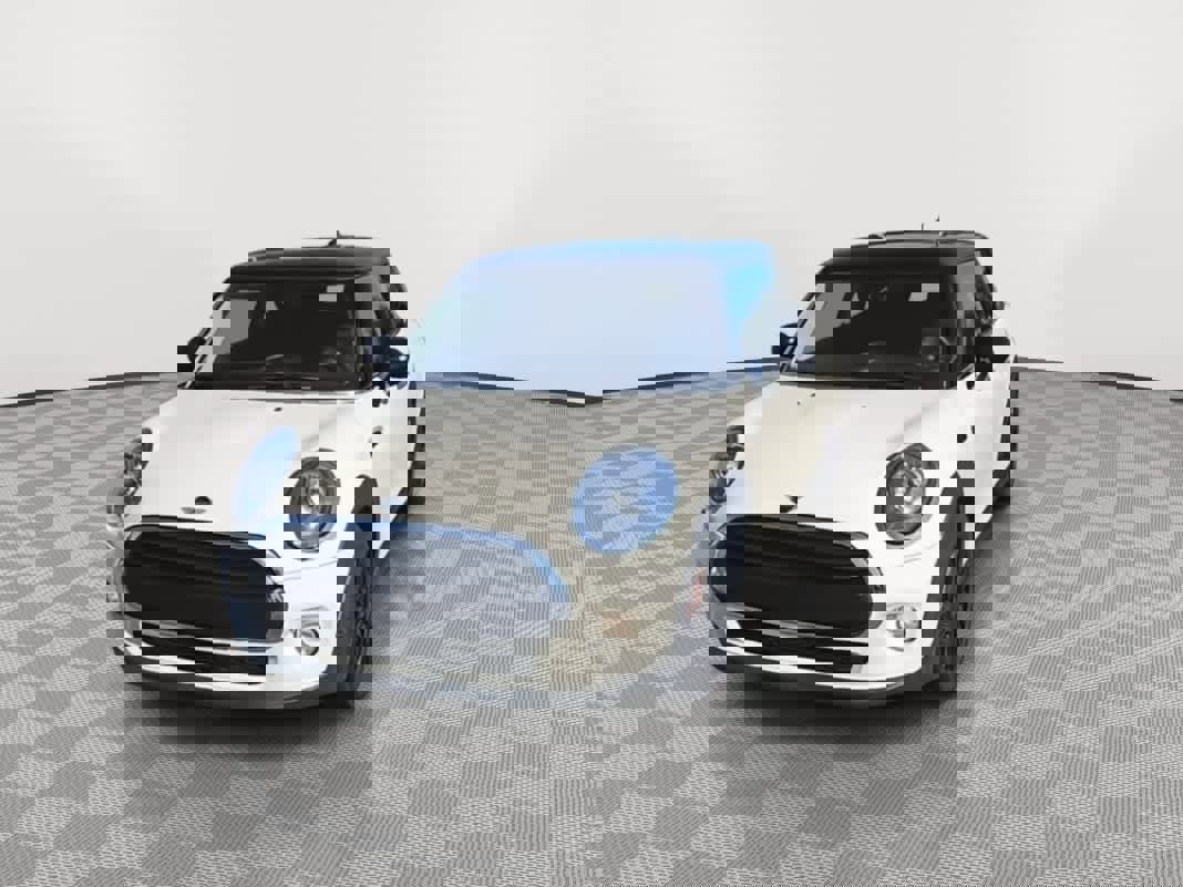 Used 2019 MINI Cooper 2-Door Hardtop image 3