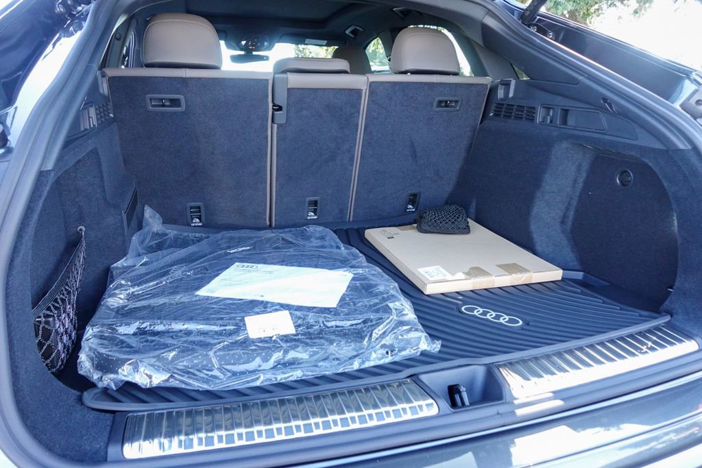 New 2025 Audi Q5 Premium Plus image 28