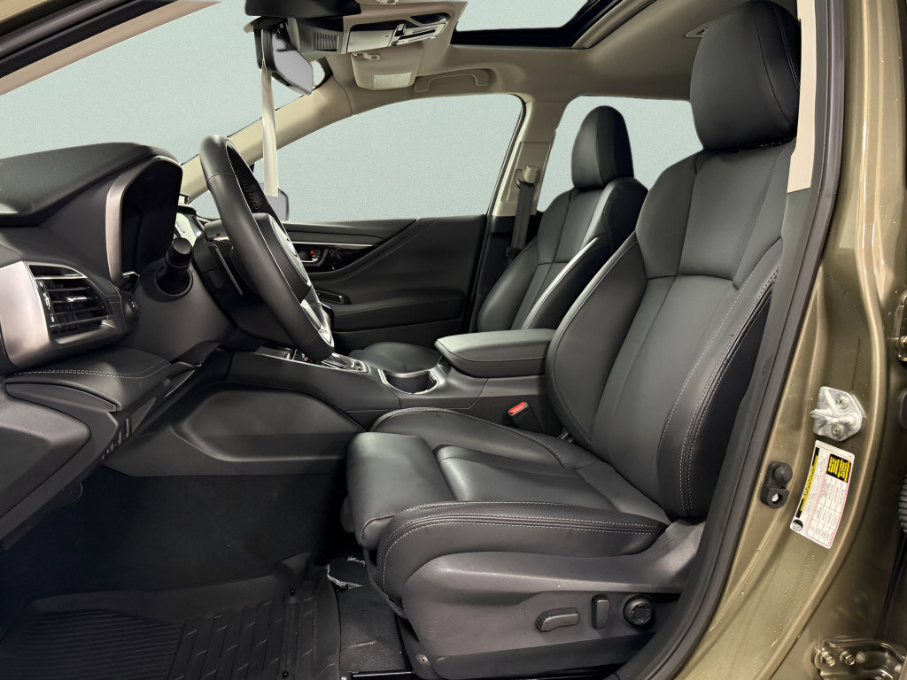 Certified 2025 Subaru Outback Limited image 17