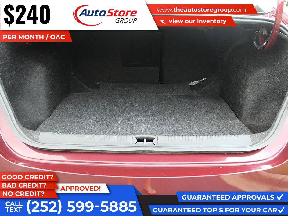 Used 2016 Chrysler 200 Limited w/ Anniversary Edition FWD image 10