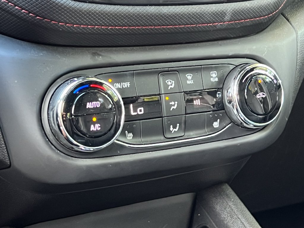 Used 2023 Chevrolet TrailBlazer RS w/ Sun and Liftgate Package AWD/4WD image 29