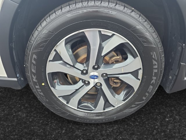 Used 2021 Subaru Outback Touring XT AWD/4WD image 4