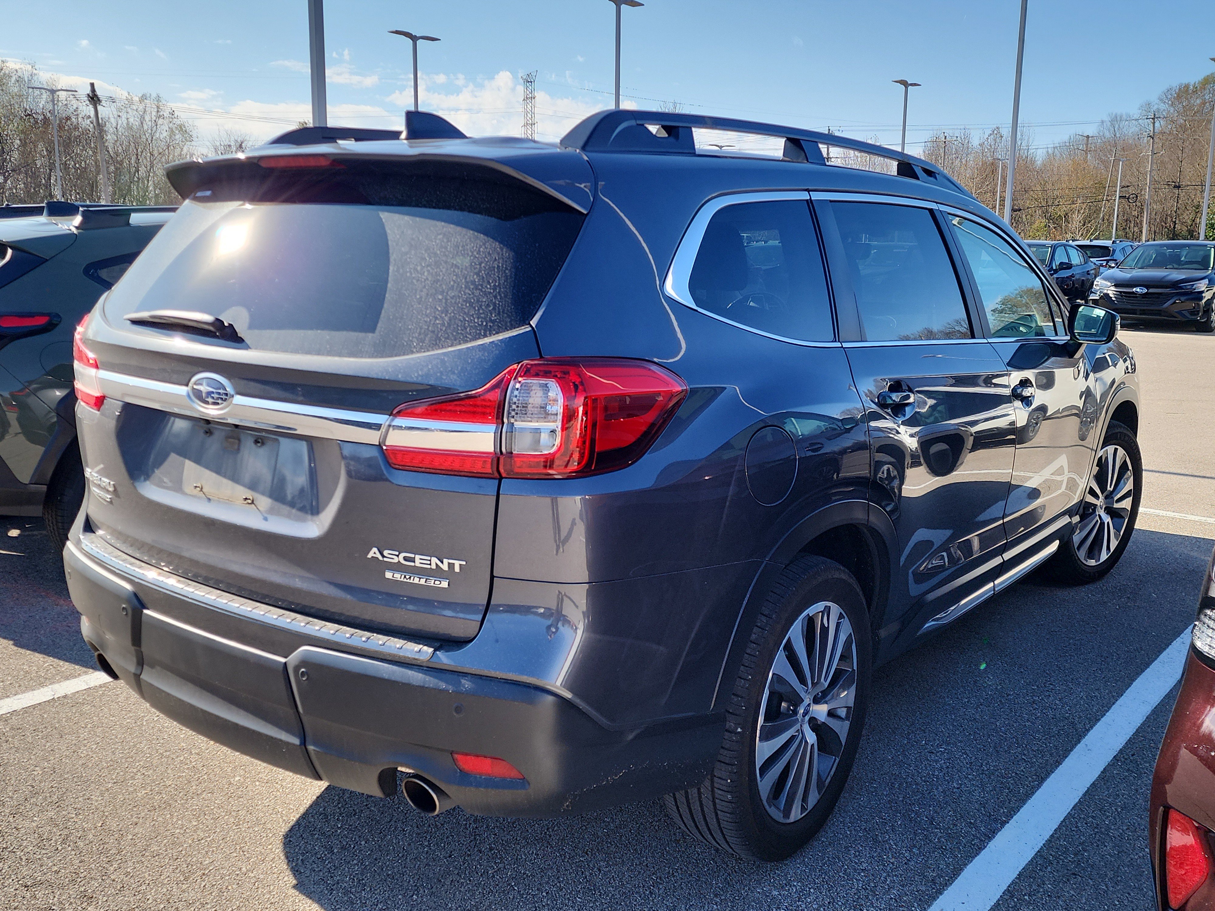 Used 2022 Subaru Ascent Limited image 7