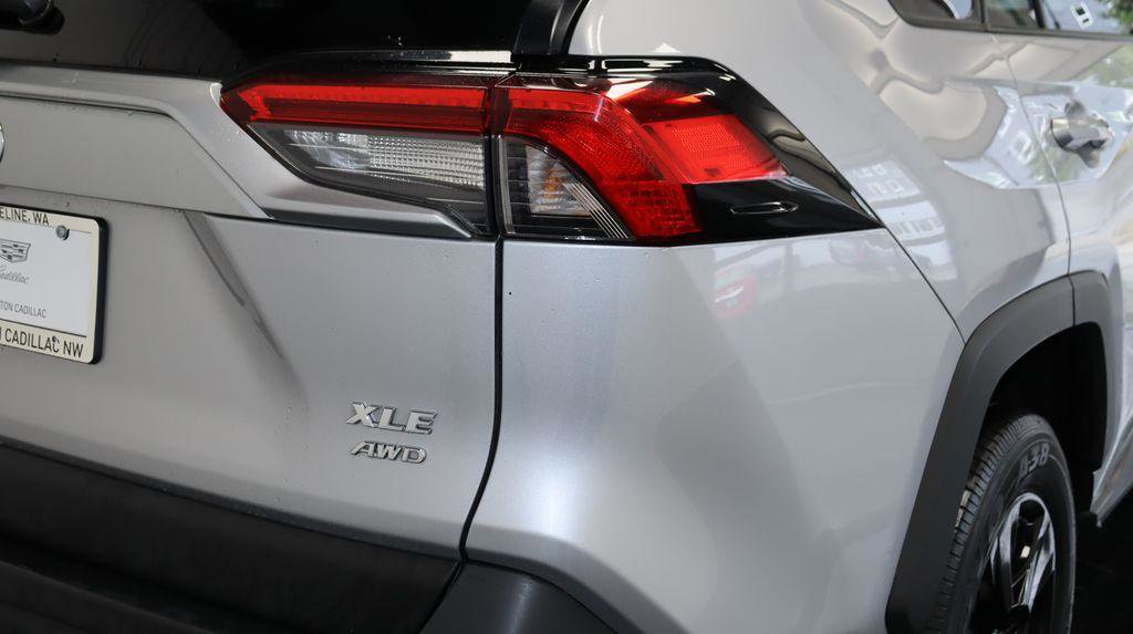 Used 2024 Toyota RAV4 XLE w/ Convenience Package AWD/4WD image 13